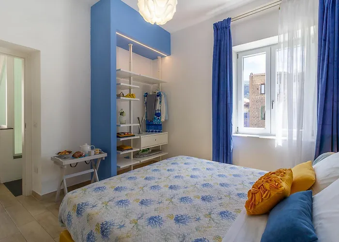 Vivaldo Accademia - Boutique Penthouse In The Heart Of Апартаменты Сорренто
